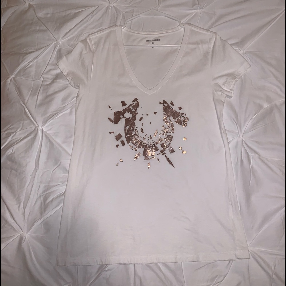 Women’s true Religion shirt